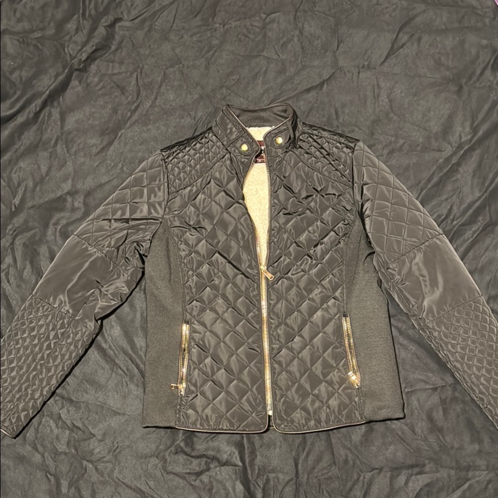Ci Sono Black and Gold Puffer Jacket with Quilted Design